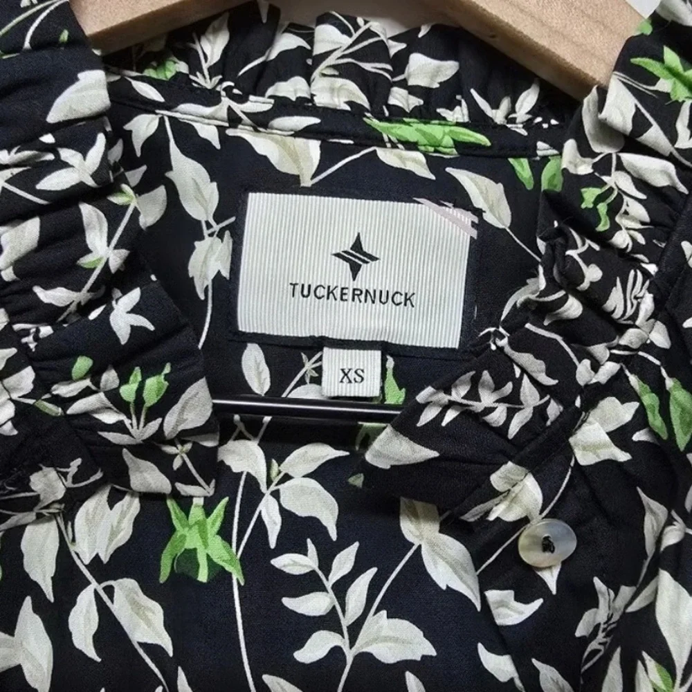 NWT Tuckernuck Verdant Iris Avalon Blouse w/ Green and White Leaf Pattern Sz XS - Picture 7 of 10